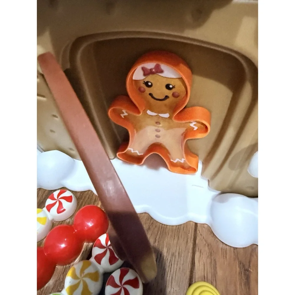 Step 2 My First Gingerbread House Interactive‎ Toy Christmas -COMPLETE, TESTED